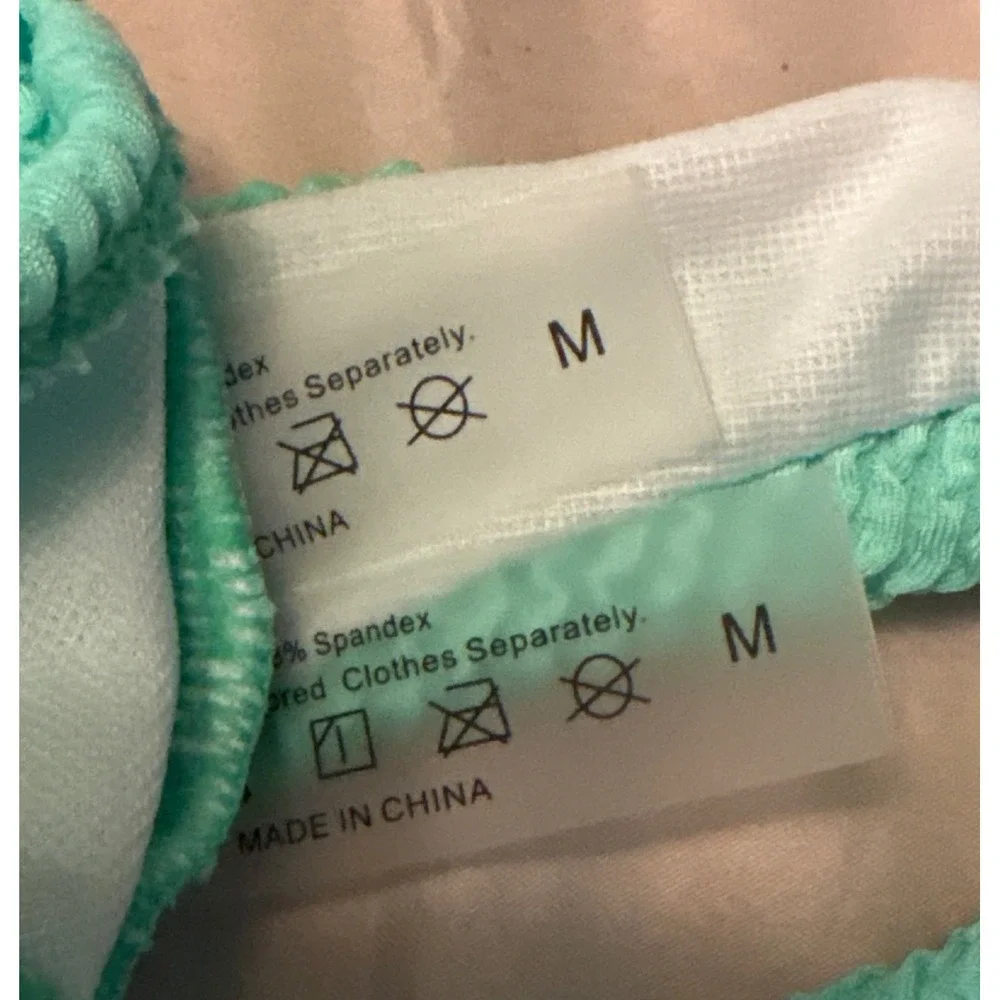 Women's Textured Green Hi Cut‎ Cheey Coverage 2pc Swimsuit Bikini, Medium